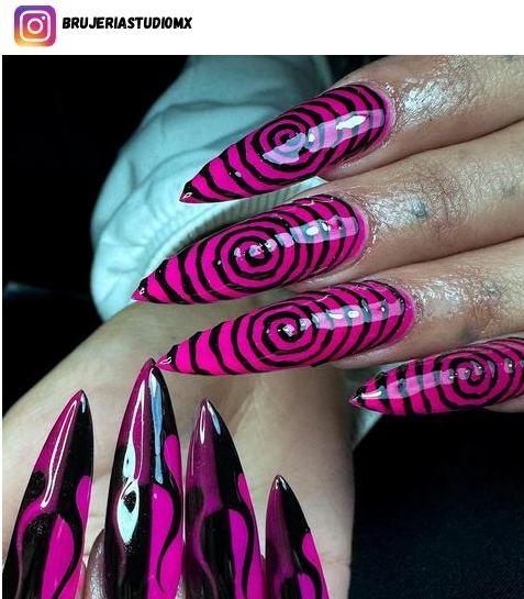 goth nail art