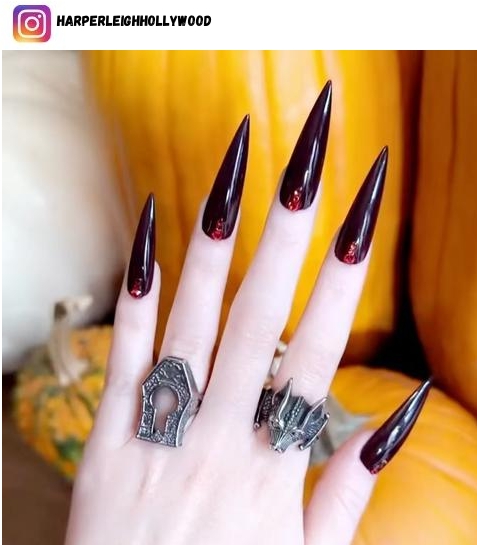 goth nail