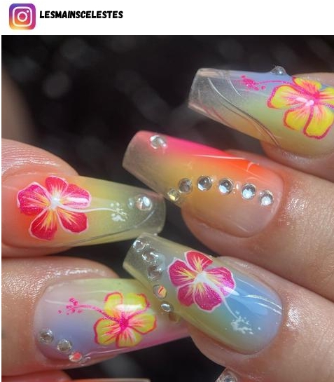 hibiscus nail design