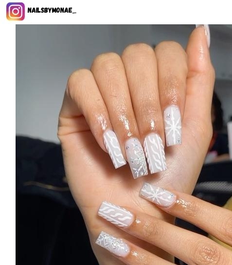 white christmas nail