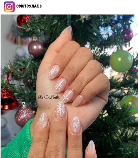 white christmas nail designs